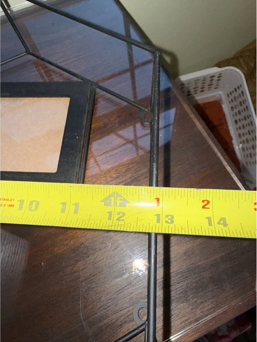 HEXAGON METAL FRAME PICTURE FRAME SHELF, 15